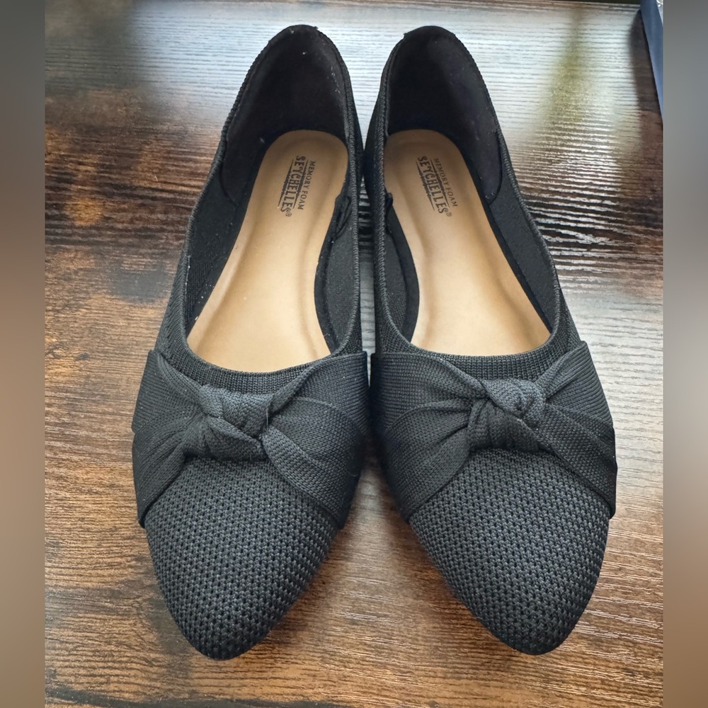 Seychelles Black Flats with Bow Detail